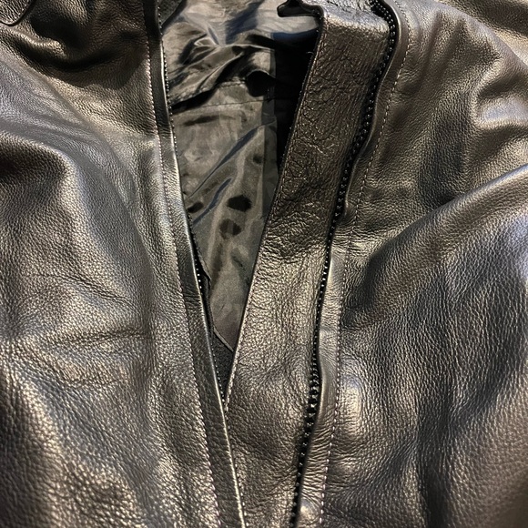 Women’s Riding Jacket - Picture 15 of 16